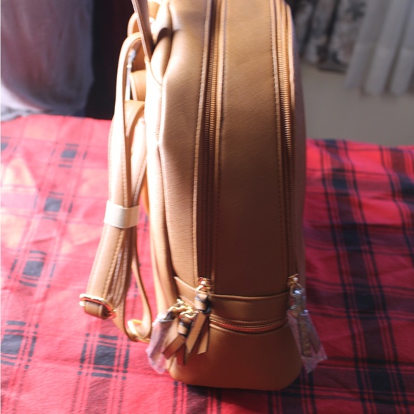 Brown faux leather backpack purse - NWT - Picture 2 of 3